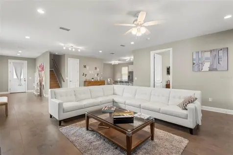 3224 W Price Avenue Tampa FL 33611