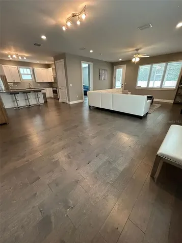 3224 W Price Avenue Tampa FL 33611