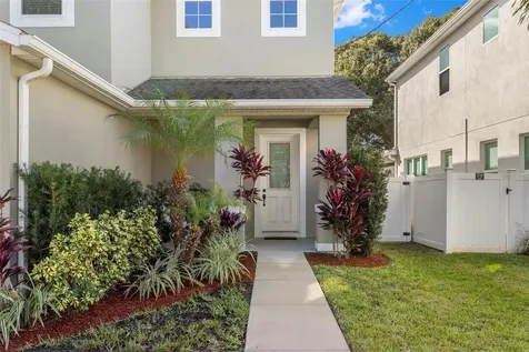 3224 W Price Avenue Tampa FL 33611