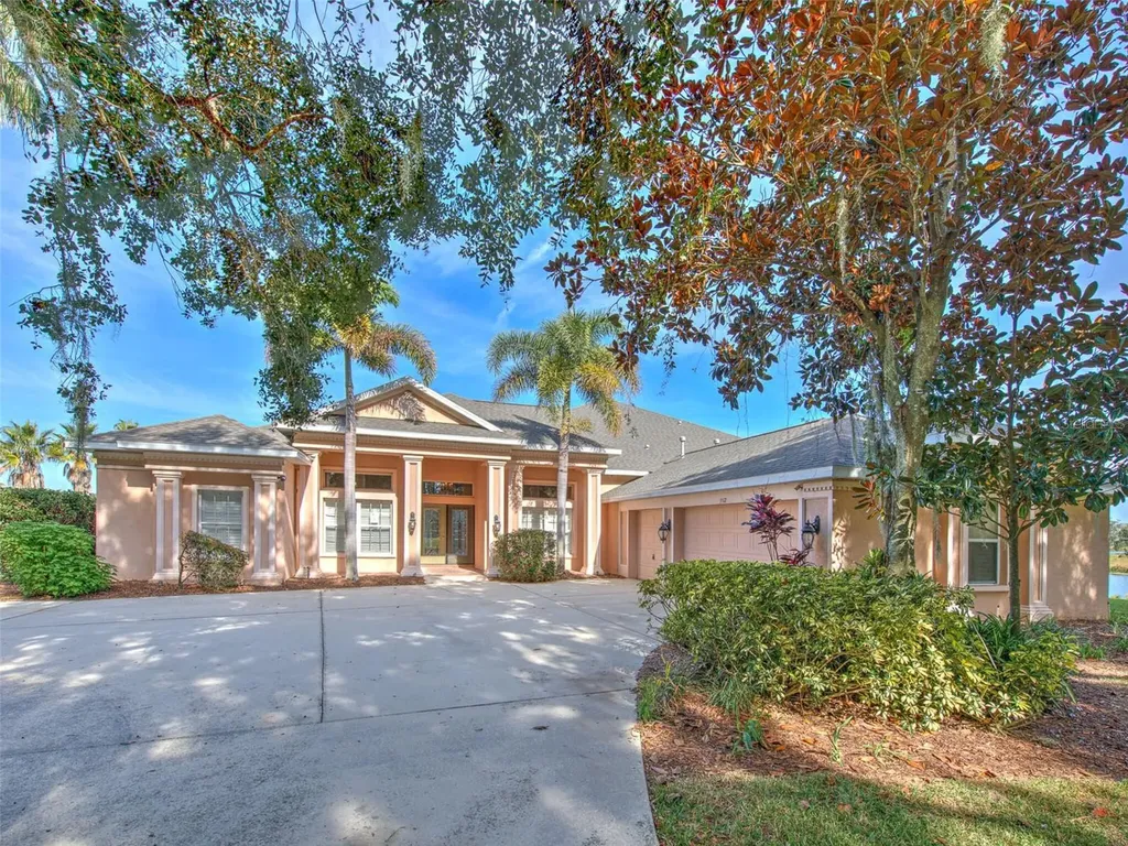 5517 Winding Brook Lane Valrico FL 33596