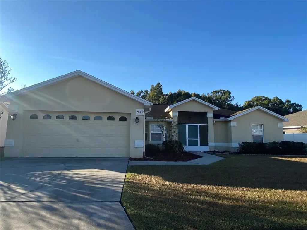 942 Princeton Manor Lane Lakeland FL 33809
