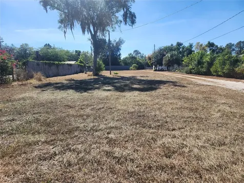 4503 Airport Road Plant City FL 33563