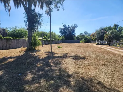 4503 Airport Road Plant City FL 33563