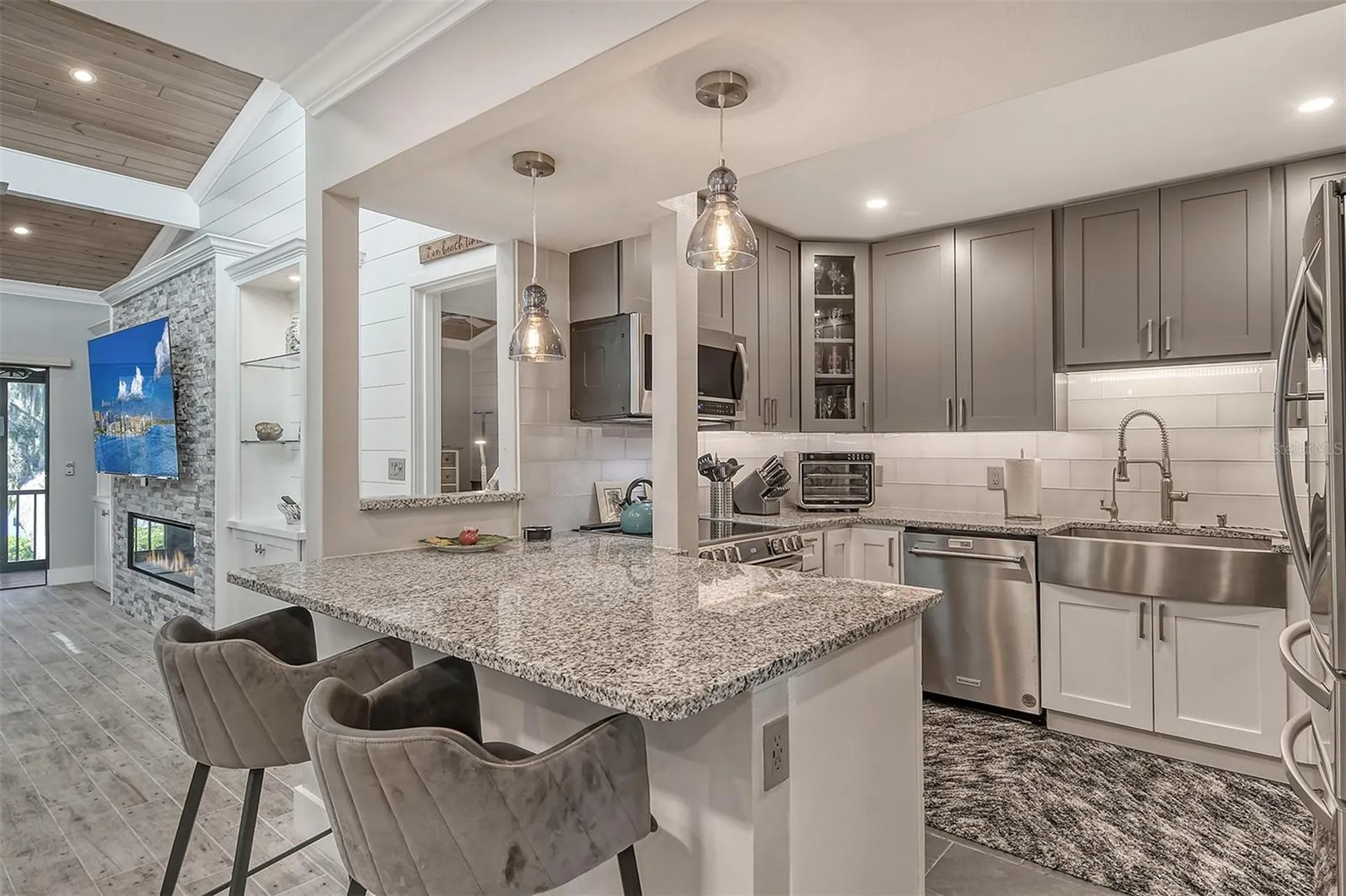 1601 Bayhouse Point Drive Sarasota FL 34231