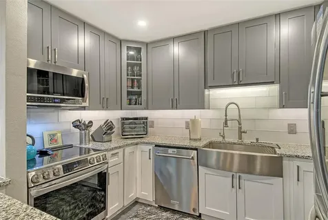 1601 Bayhouse Point Drive Sarasota FL 34231