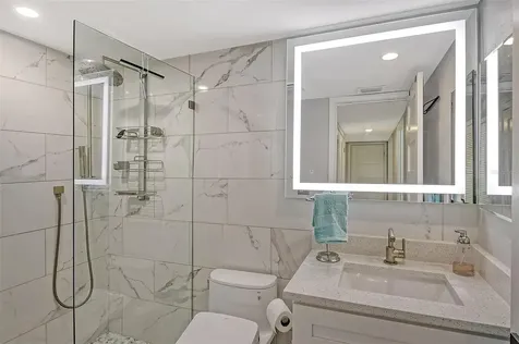 1601 Bayhouse Point Drive Sarasota FL 34231