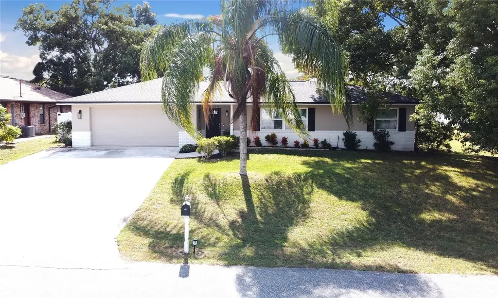 801 N 3rd Avenue Deltona FL 32725