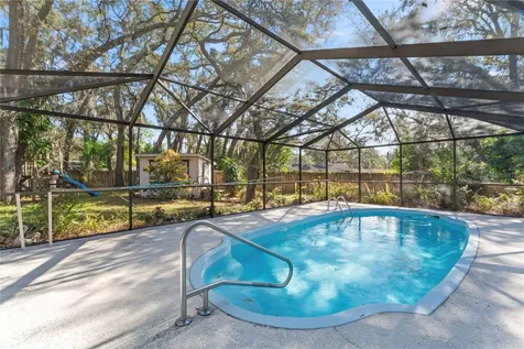 7110 Woodfield Drive Tampa FL 33617