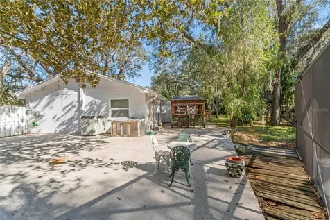 7110 Woodfield Drive Tampa FL 33617