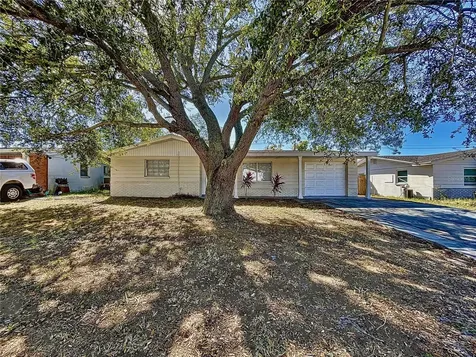 4132 Beacon Square Drive Holiday FL 34691