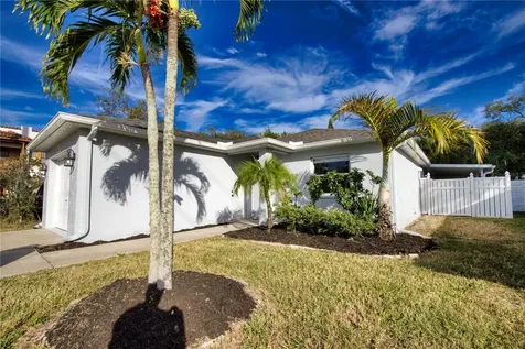 2114 9th Avenue W Bradenton FL 34205