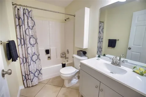 2114 9th Avenue W Bradenton FL 34205