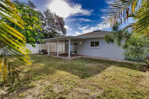 2114 9th Avenue W Bradenton FL 34205