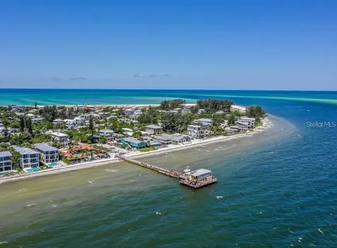 2114 9th Avenue W Bradenton FL 34205