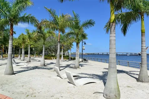 2114 9th Avenue W Bradenton FL 34205