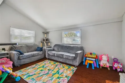 133 N Bay Hills Boulevard Safety Harbor FL 34695