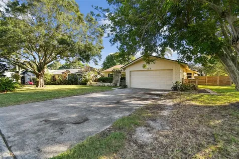133 N Bay Hills Boulevard Safety Harbor FL 34695