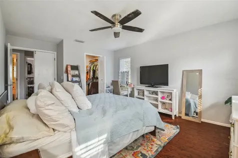 133 N Bay Hills Boulevard Safety Harbor FL 34695
