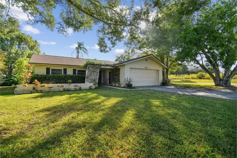 133 N Bay Hills Boulevard Safety Harbor FL 34695