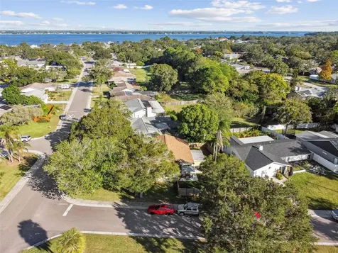 133 N Bay Hills Boulevard Safety Harbor FL 34695