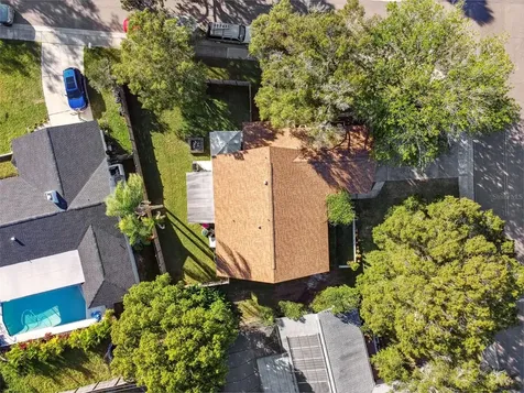 133 N Bay Hills Boulevard Safety Harbor FL 34695