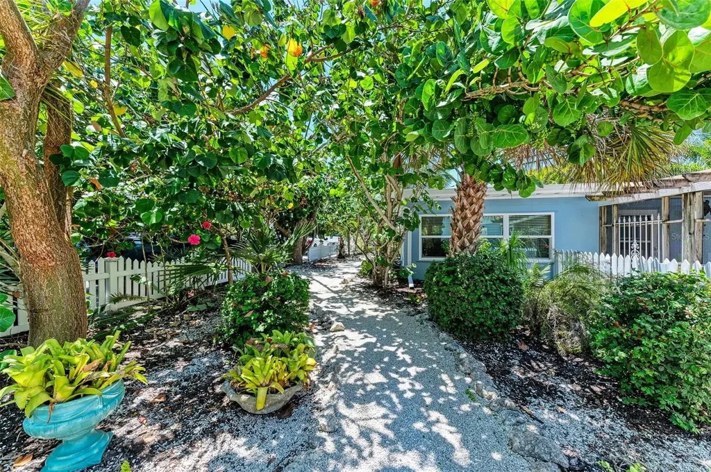 610 N Bay Boulevard Anna Maria FL 34216