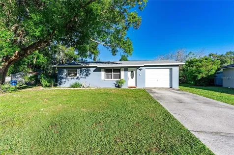 38315 South Avenue Zephyrhills FL 33542