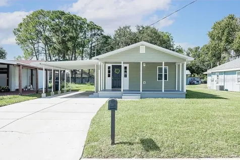 208 Florida Drive Auburndale FL 33823