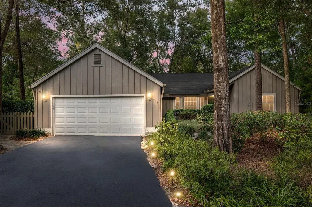 9818 SW 54th Lane Gainesville FL 32608