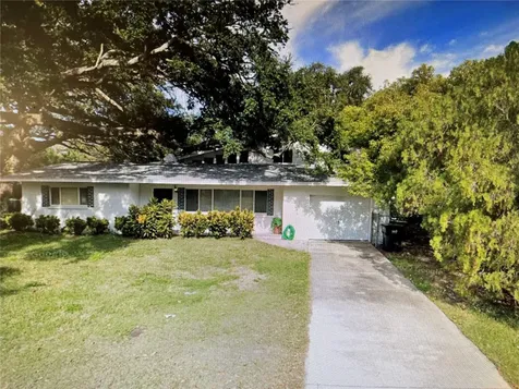 2707 59th Avenue N St Petersburg FL 33714