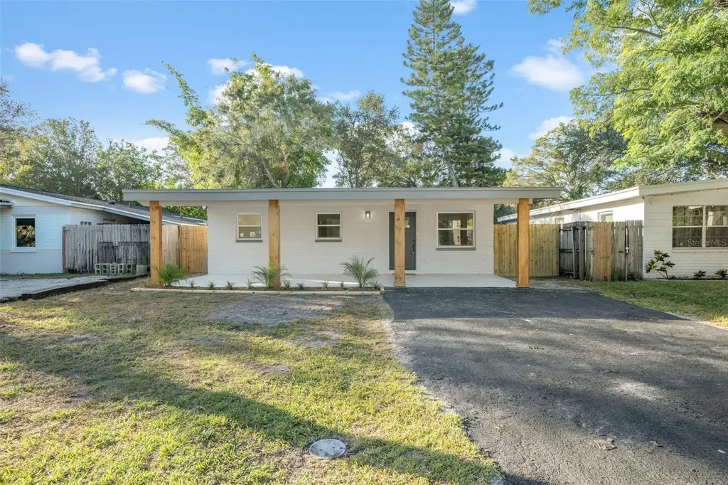 4648 72nd Avenue N Pinellas Park FL 33781