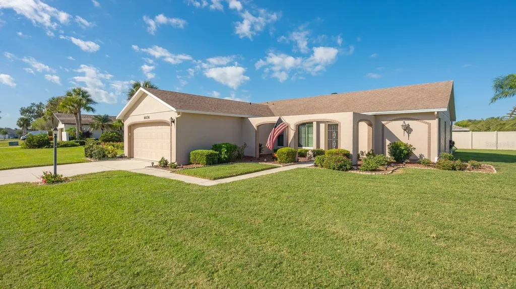 6636 Easton Drive Sarasota FL 34238