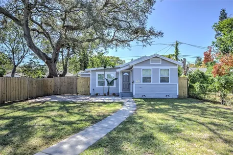 2160 Salem Avenue N St Petersburg FL 33714