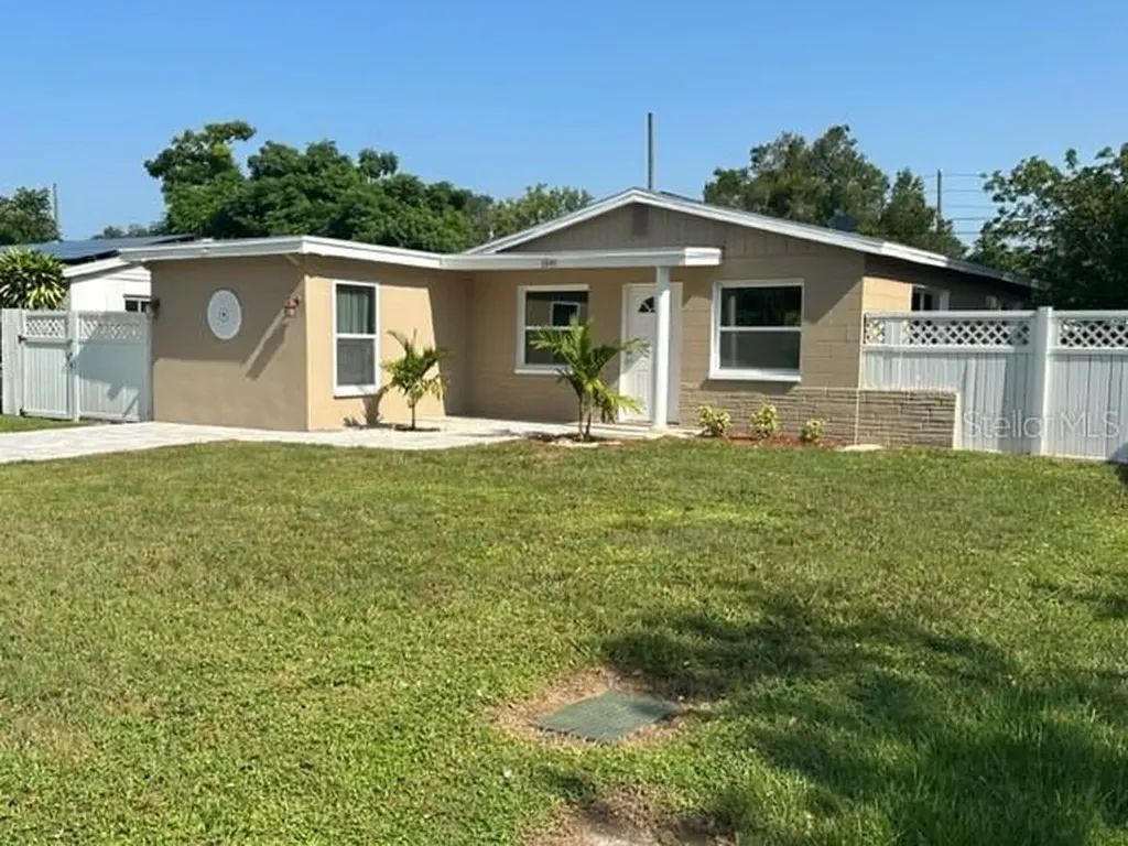 6949 77th Terrace N Pinellas Park FL 33781
