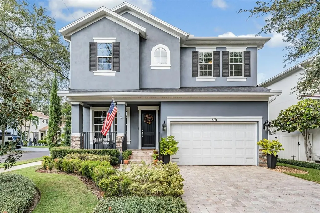 2714 W Bay Avenue Tampa FL 33611