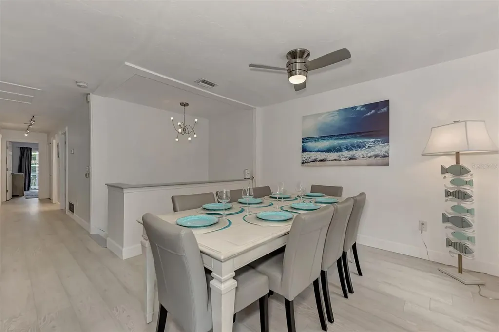 5516 Avenida Del Mare Sarasota FL 34242