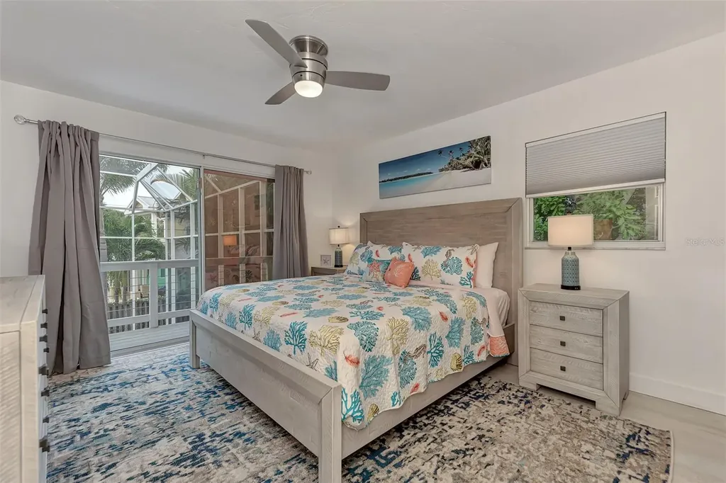 5516 Avenida Del Mare Sarasota FL 34242