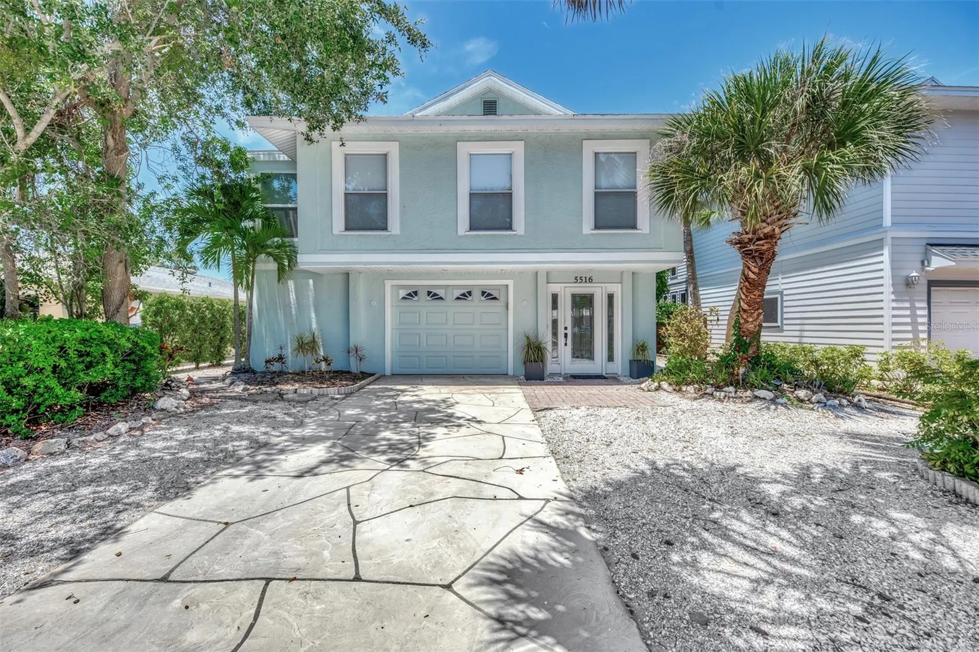 5516 Avenida Del Mare Sarasota FL 34242