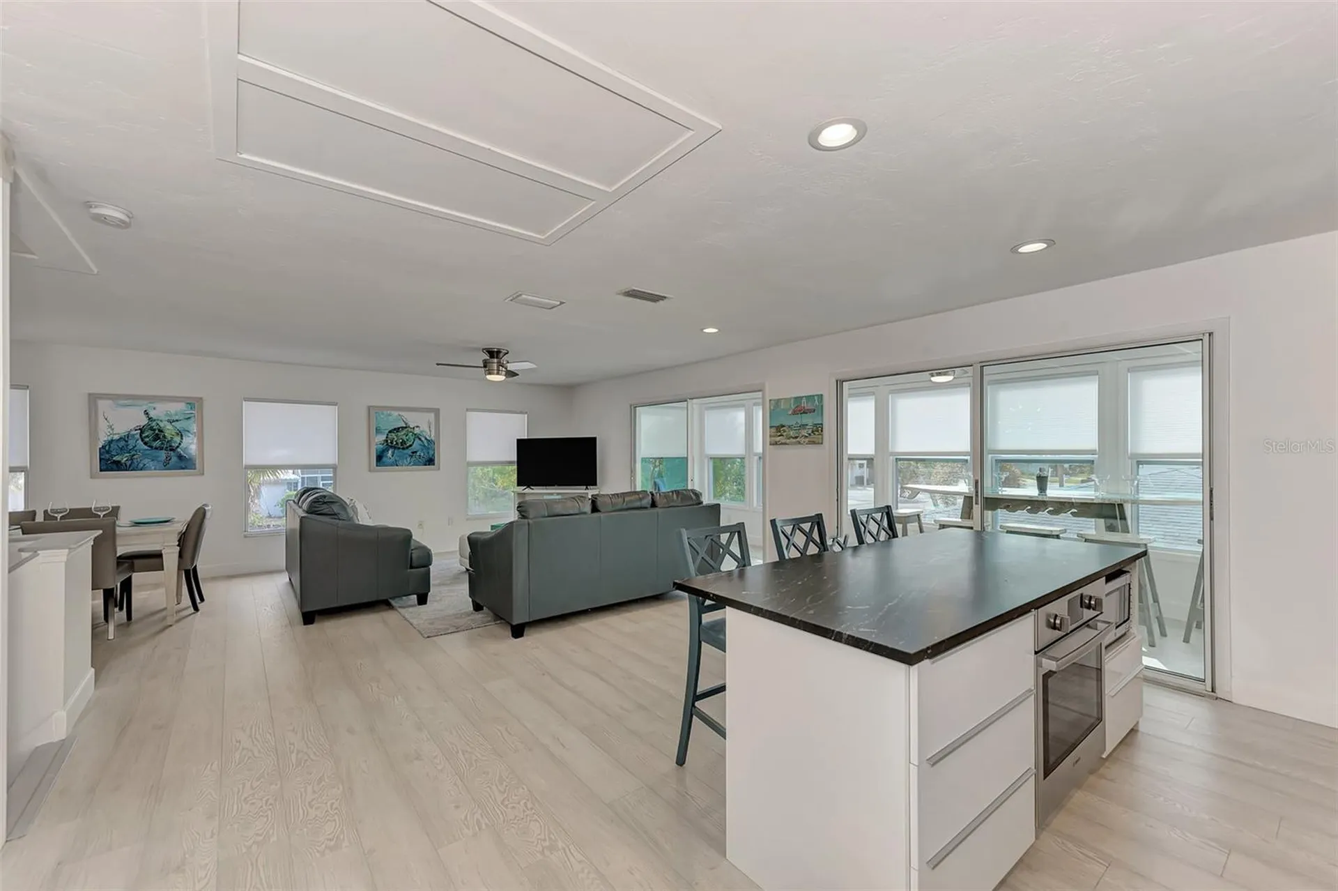 5516 Avenida Del Mare Sarasota FL 34242