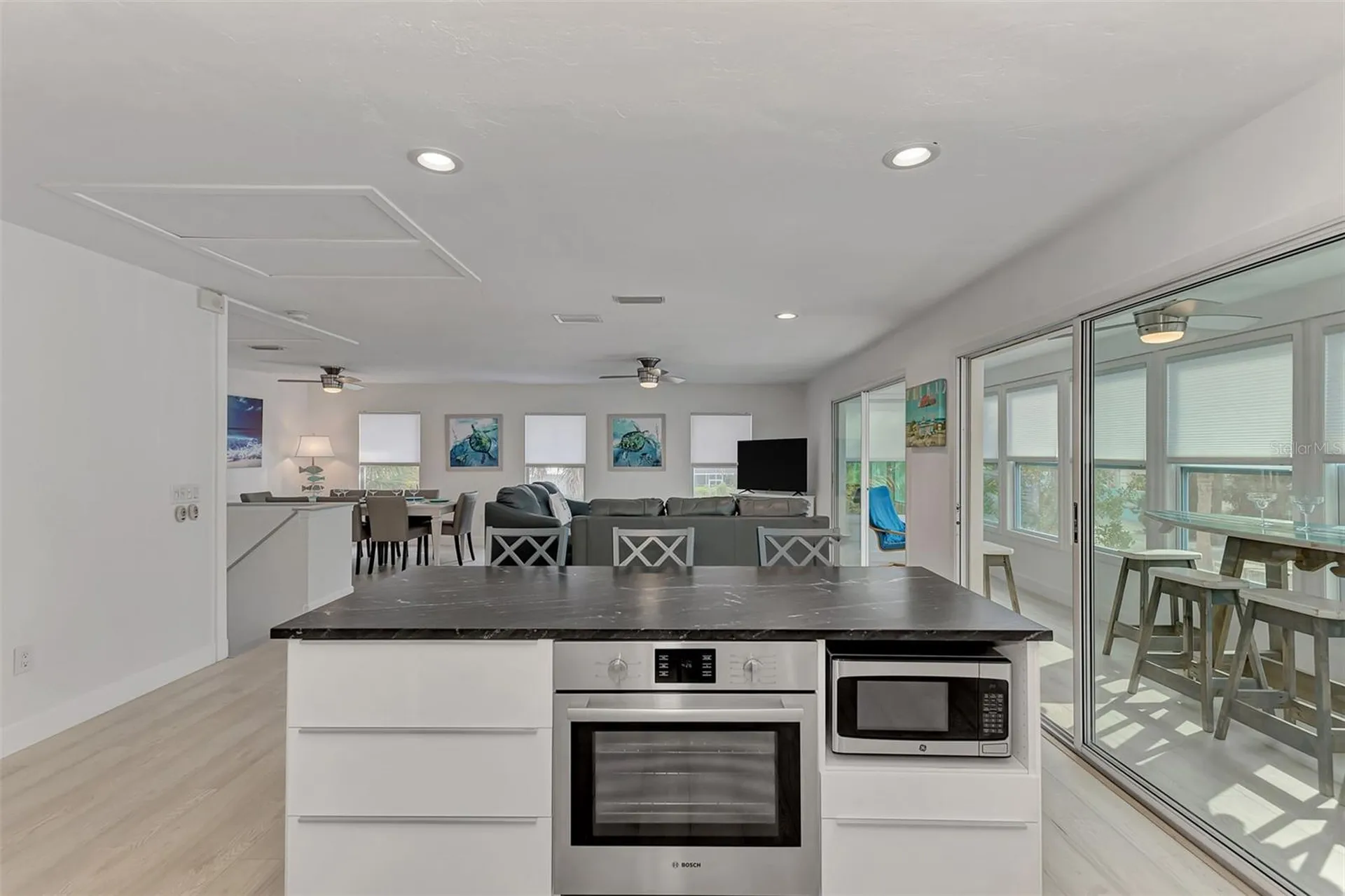 5516 Avenida Del Mare Sarasota FL 34242