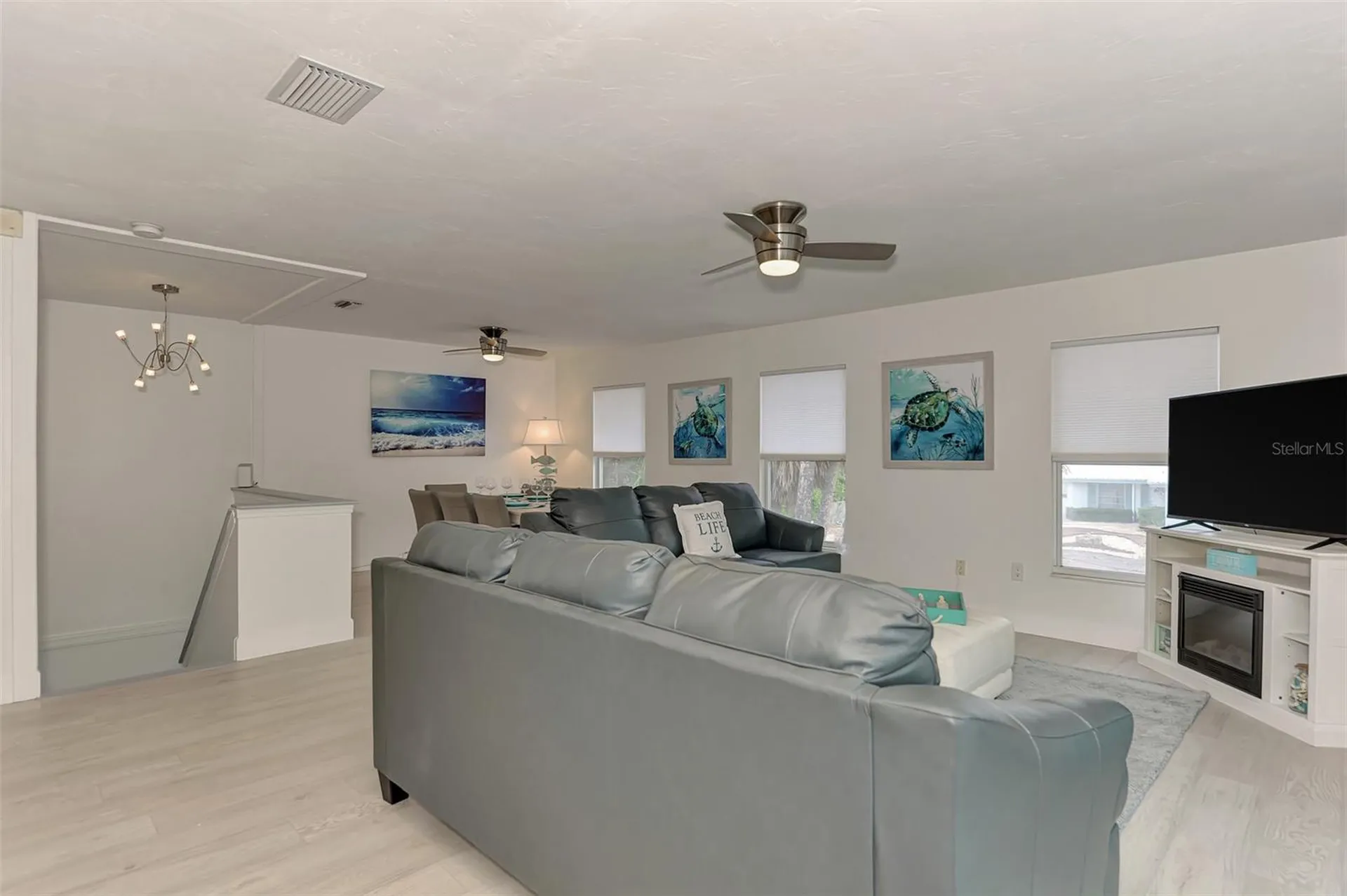 5516 Avenida Del Mare Sarasota FL 34242