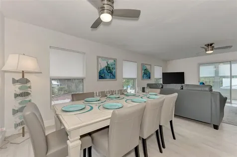 5516 Avenida Del Mare Sarasota FL 34242
