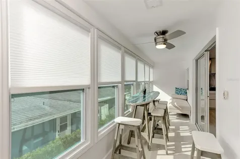 5516 Avenida Del Mare Sarasota FL 34242