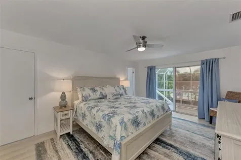 5516 Avenida Del Mare Sarasota FL 34242