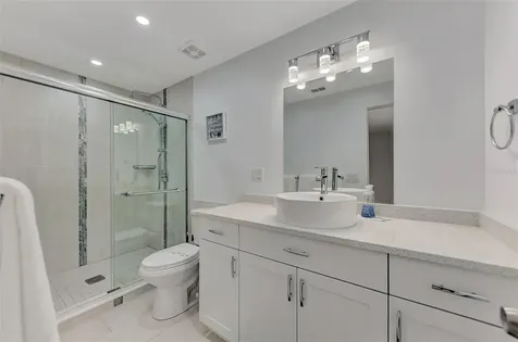 5516 Avenida Del Mare Sarasota FL 34242