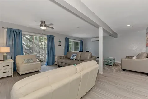 5516 Avenida Del Mare Sarasota FL 34242