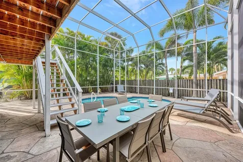 5516 Avenida Del Mare Sarasota FL 34242
