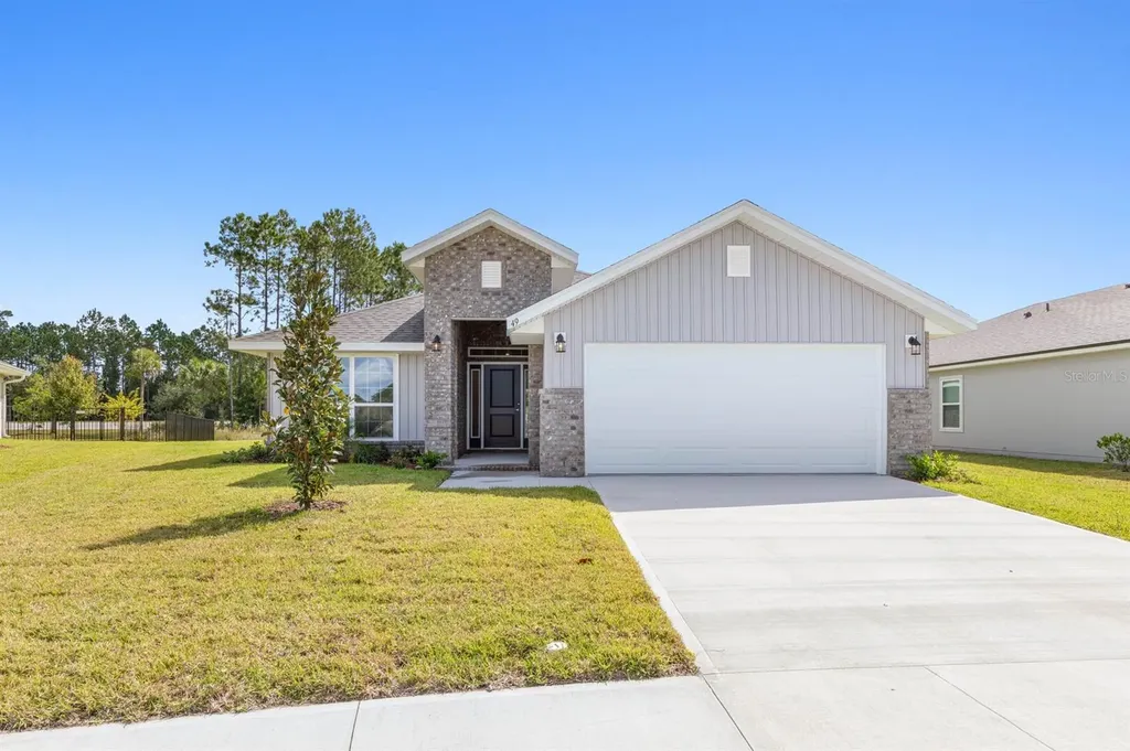 4 Laguna Forest Trail Palm Coast FL 32164
