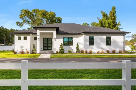 5323 Lake Pearl Court Tampa FL 33625