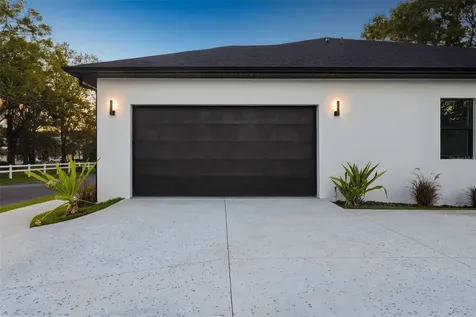 5323 Lake Pearl Court Tampa FL 33625